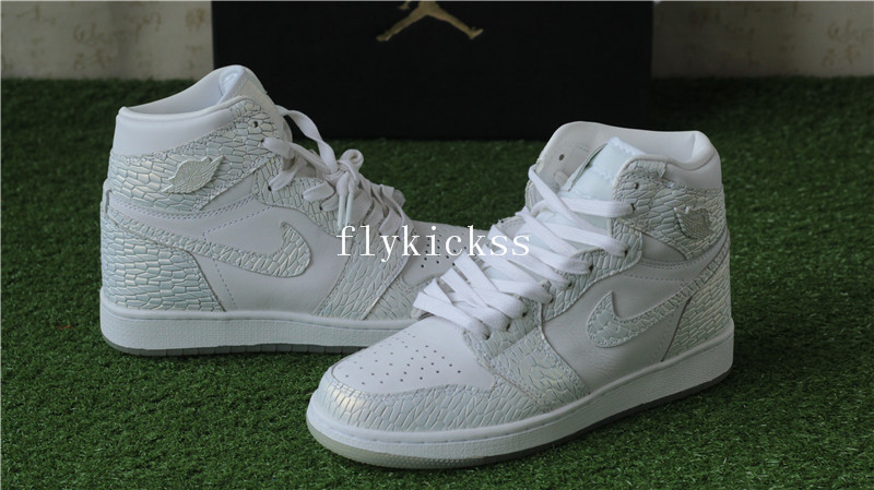 Air Jordan 1 Retro High GS Frost White